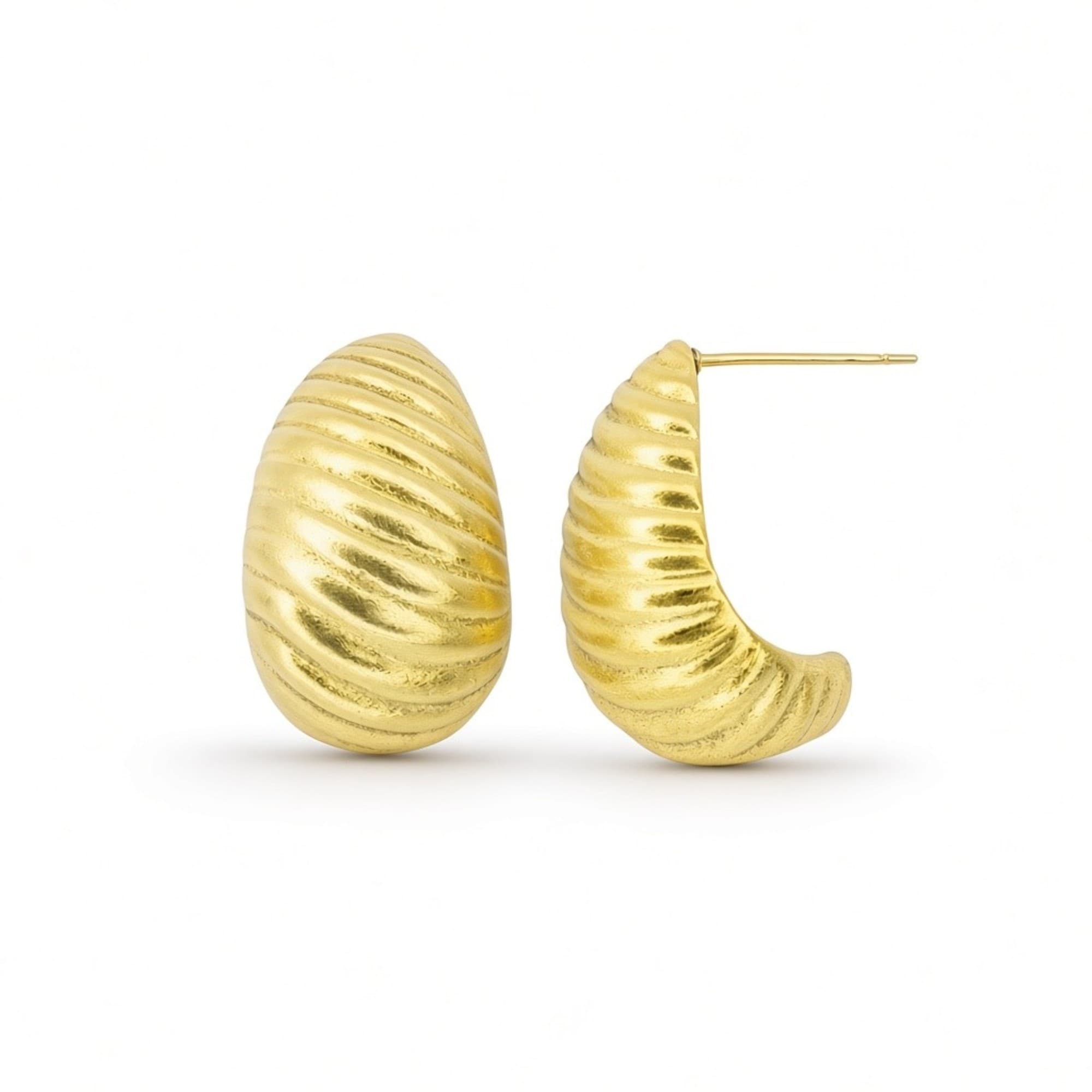Brinco Abaulado Listrado Dourado
